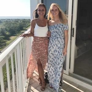 Meet your Posher, Casey